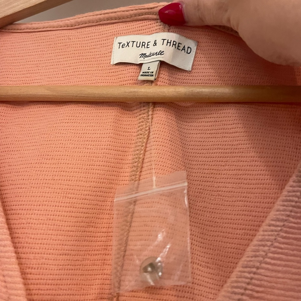 Madewell Coral Button-Front Tie-Knot Tank Top - Picture 3 of 5